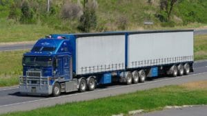 Как выбрать транспорт для перевозки грузов